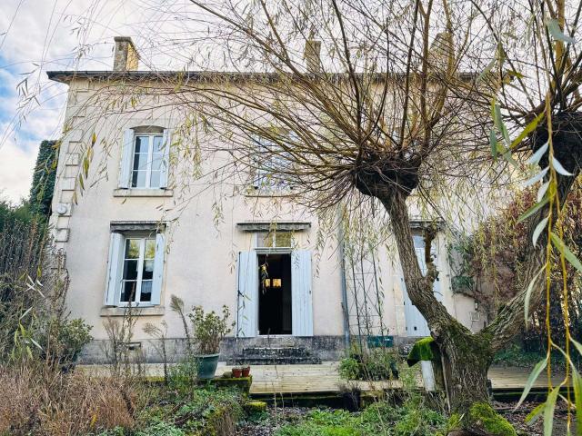 Vente maison 7 pièces La Crèche 79