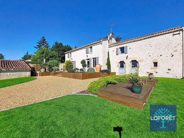 Vente maison 7 pièces La Jaudonnière 85