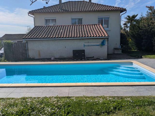 Vente maison 7 pièces La Roche Chalais 24