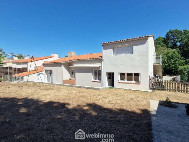 Vente maison 7 pièces La Roche sur Yon 85