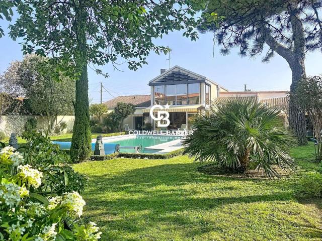 Vente maison 7 pièces La Rochelle 17