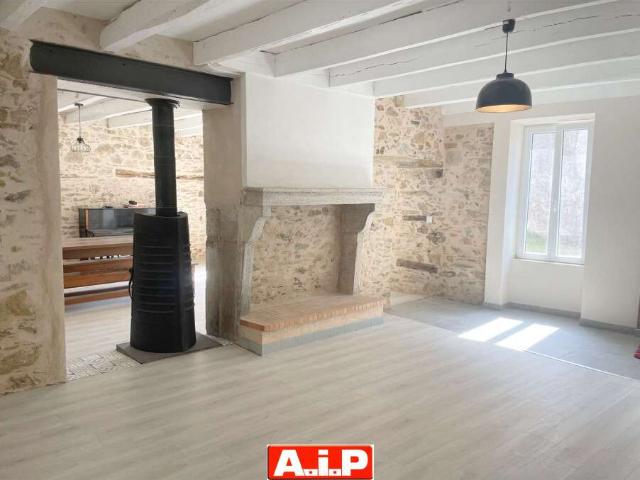 Vente maison 7 pièces La Tardière 85