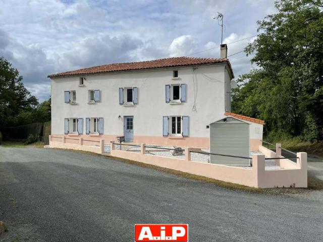 Vente maison 7 pièces Le Boupère 85