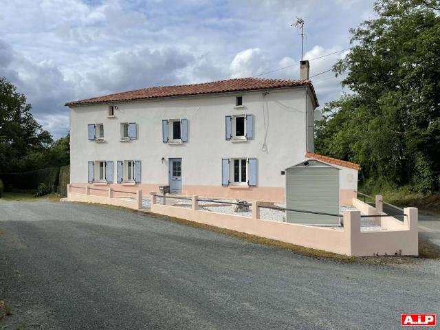 Vente maison 7 pièces Le Boupère 85
