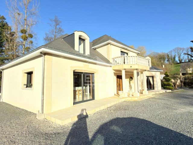 Vente maison 7 pièces Le Genest Saint Isle 53
