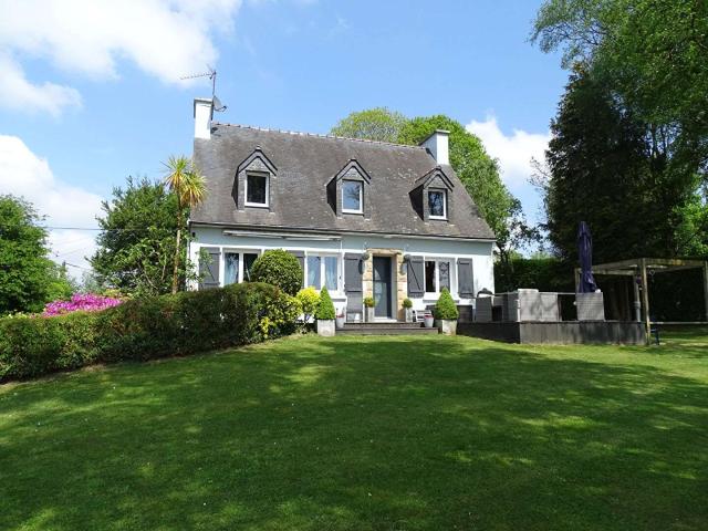 Vente maison 7 pièces Le Saint 56