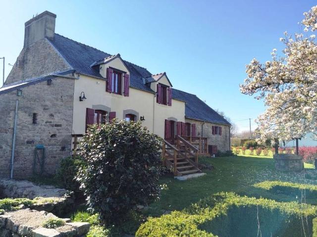 Vente maison 7 pièces Le Saint 56