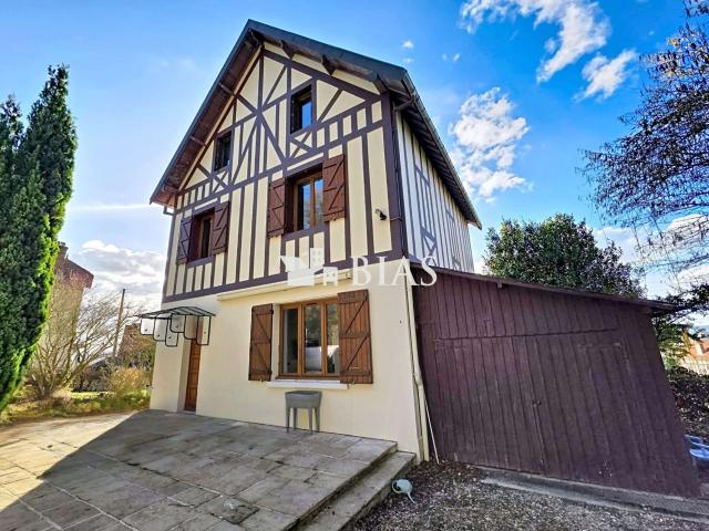 Vente maison 7 pièces Le Trait 76