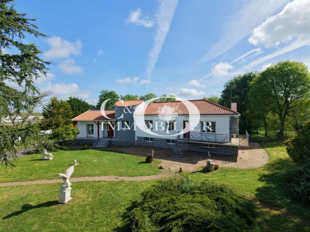Vente maison 7 pièces Legé 44