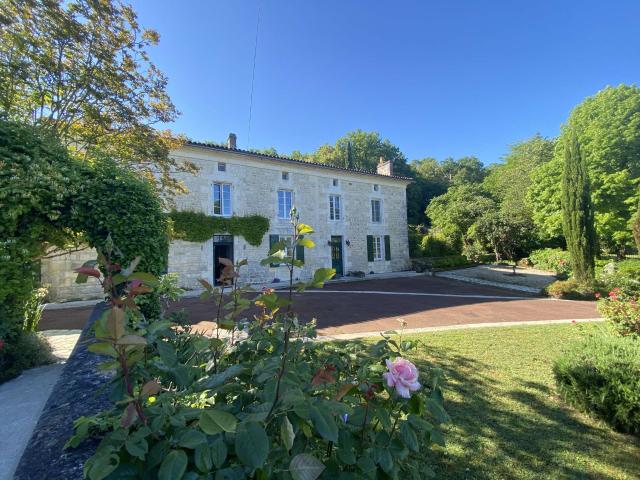 Vente maison 7 pièces Mouthiers sur Boëme 16