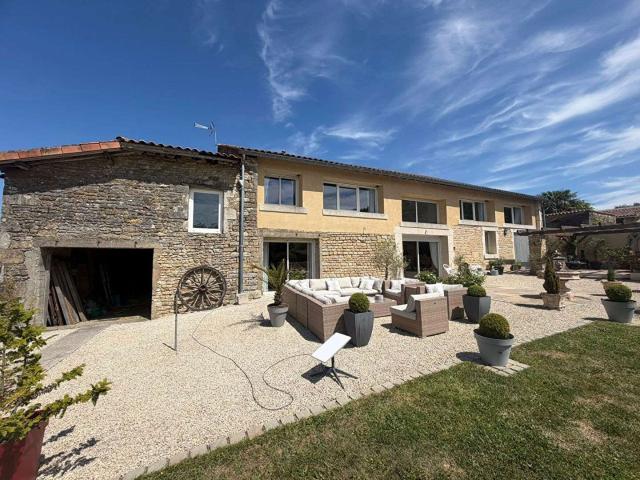 Vente maison 7 pièces Mauprévoir 86
