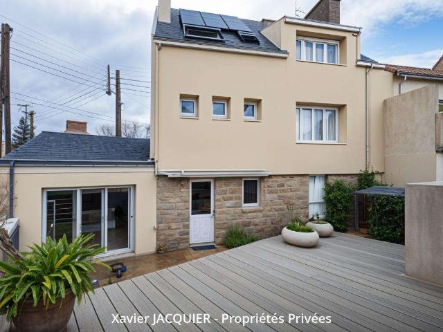 Vente maison 7 pièces Nantes Toutes Aides 44
