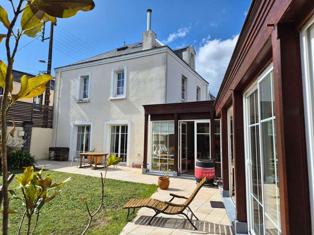 Vente maison 7 pièces Nantes Zola 44