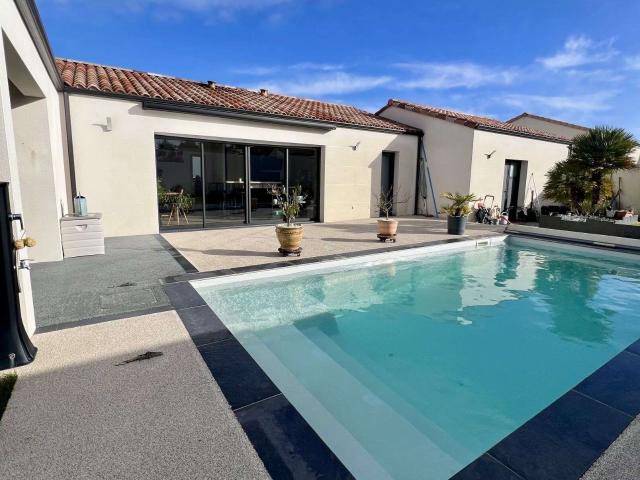Vente maison 7 pièces Nieul le Dolent 85