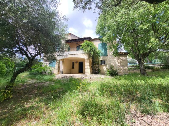 VENTE MAISON 7 PIECES QUARTIER CAMPLANIER NÎMES