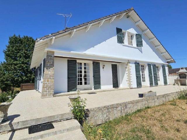 Vente maison 7 pièces Souvigné 16
