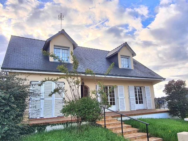 Vente maison 7 pièces Solesmes 72