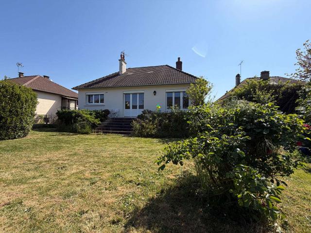 Vente maison 7 pièces Sablé Sur Sarthe Centre 72
