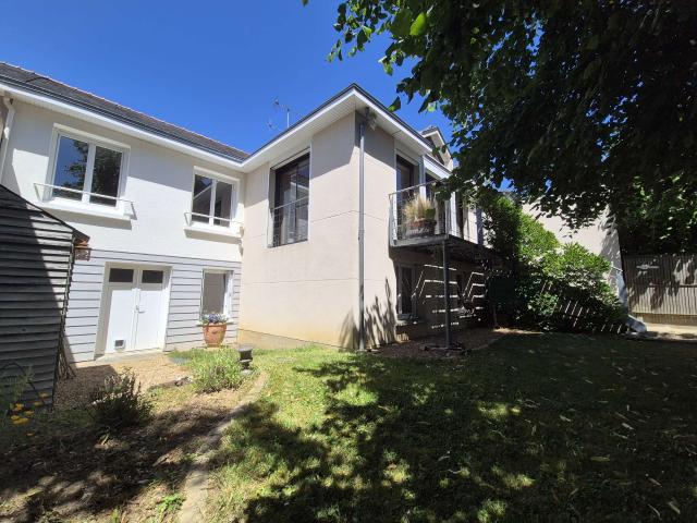 Vente maison 7 pièces Sablé Sur Sarthe Centre 72