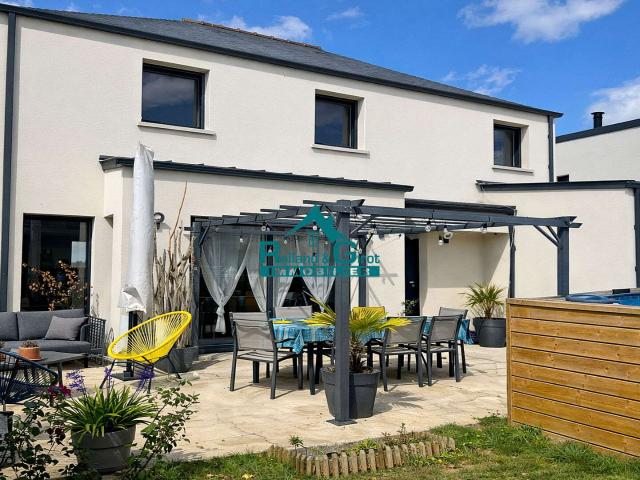 Vente maison 7 pièces Saint Aubin d'Aubigné 35