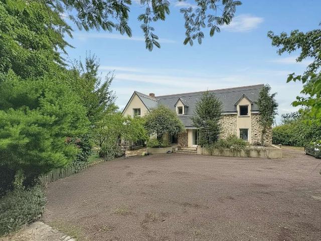 Vente maison 7 pièces Saint Baudelle 53