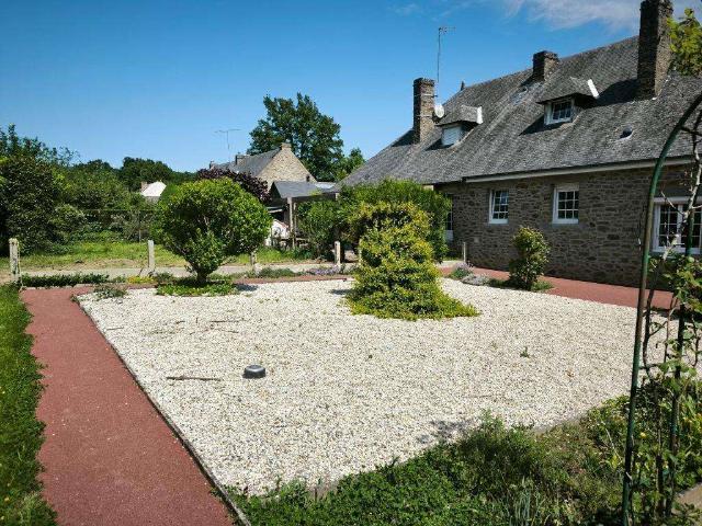 Vente maison 7 pièces Saint Georges Buttavent 53