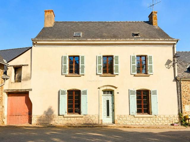 Vente maison 7 pièces Saint Denis d'Anjou 53