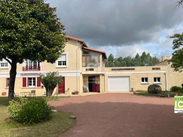 Vente maison 7 pièces Saint Julien de Concelles 44