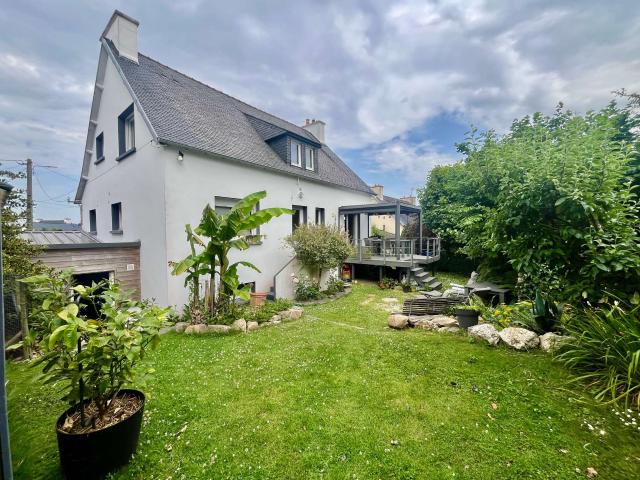 Vente maison 7 pièces Saint Martin des Champs 29