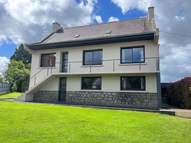 Vente maison 7 pièces Saint Martin des Champs 29