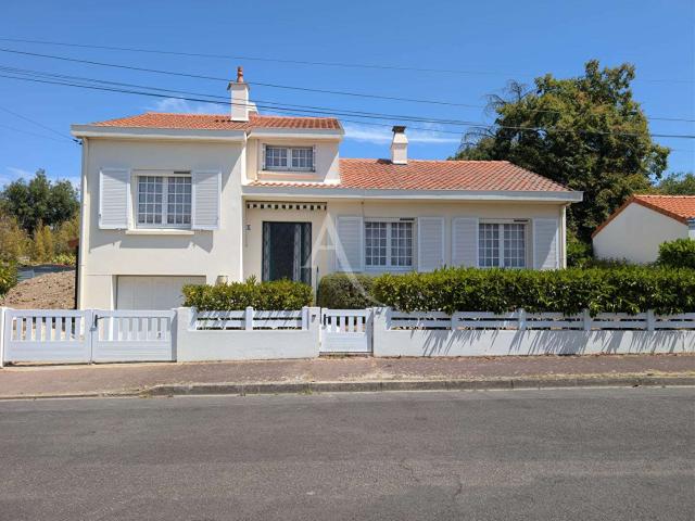 Vente maison 7 pièces Saint Sébastien Sur Loire Baugerie 44