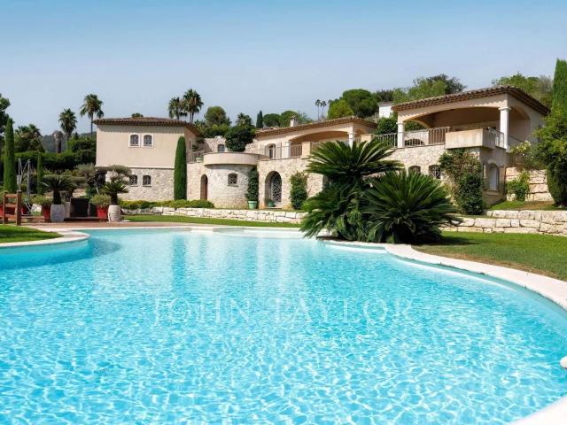 Vente maison 7 pièces Saint Paul de Vence 06
