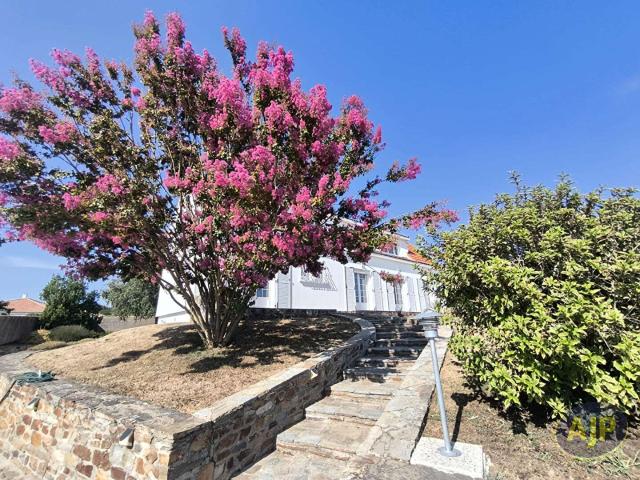Vente maison 7 pièces Saint Père en Retz 44