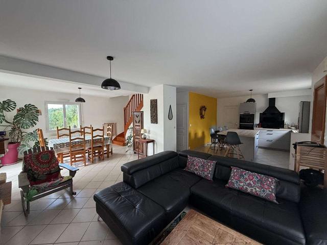 Vente maison 7 pièces Saint Pierre de Plesguen 35