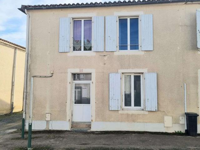 Vente maison 7 pièces Sainte Hermine 85