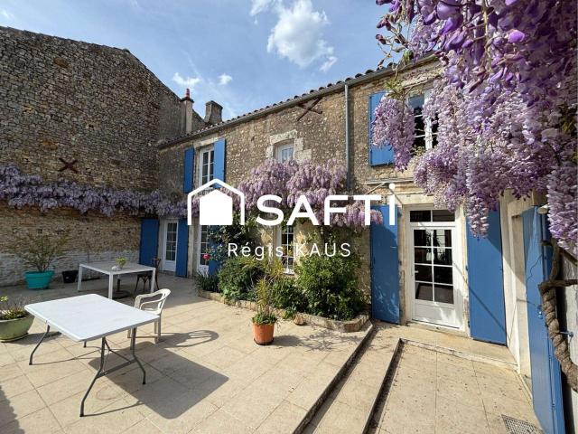Vente maison 7 pièces Sainte Hermine 85