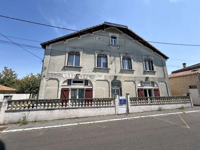 Vente maison 7 pièces Sireuil 16