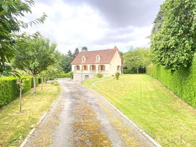 Vente maison 7 pièces Pont d'Ouilly 14