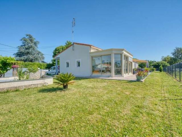 Vente maison 7 pièces Tonnay Charente 17