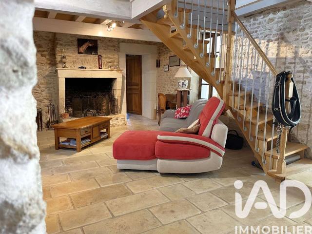 Vente maison 7 pièces Tonnay Charente 17