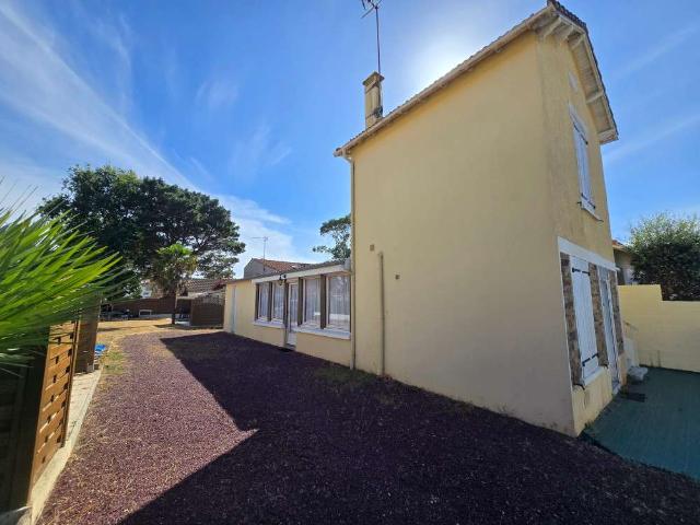 Vente maison 7 pièces Tharon plage 44