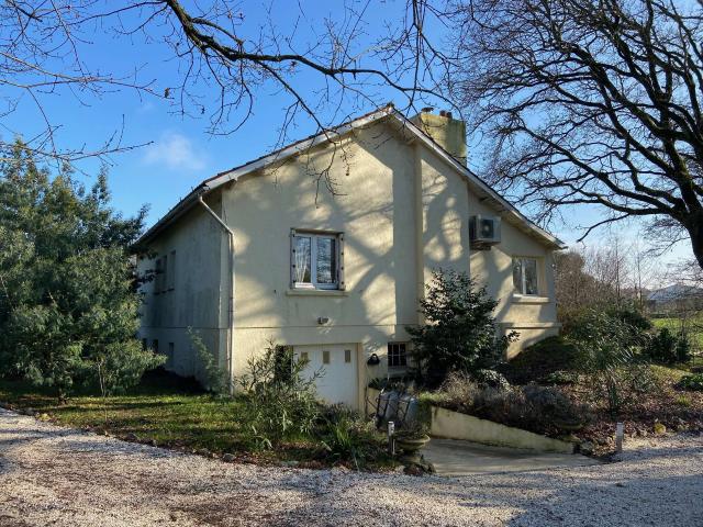 Vente maison 7 pièces Vairé 85
