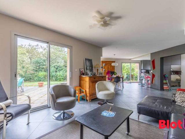 Vente maison 7 pièces Vezin le Coquet 35