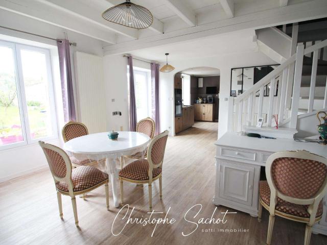 Vente maison 7 pièces Villefollet 79