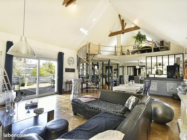 Vente | Maison | 7p | 3ch | 242 m² | Blois | Expo Nord Ouest/Sud Ouest | Terrasse · Jardin