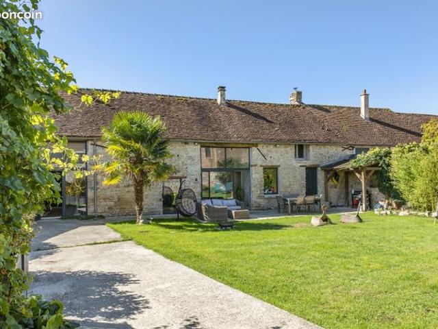 Vente | Maison | 7p | 5ch | 285 m² | Nemours | Expo Est/Nord/Ouest | Terrasse · Jardin