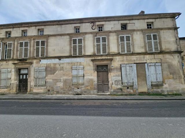 Vente Maison 40 pièces 900 m2 Chevillon