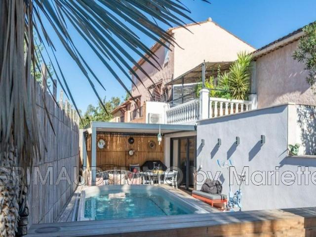 Vente maison 4 Pièce s 74m² Grimaud