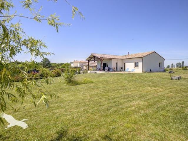 Vente Maison 4 pièces 104 m2 Roquemaure