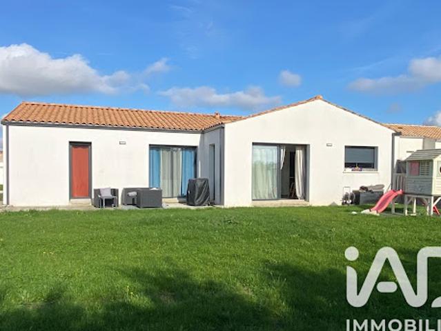 Vente Maison 4 pièces 104 m2 Saint Romain de Benet